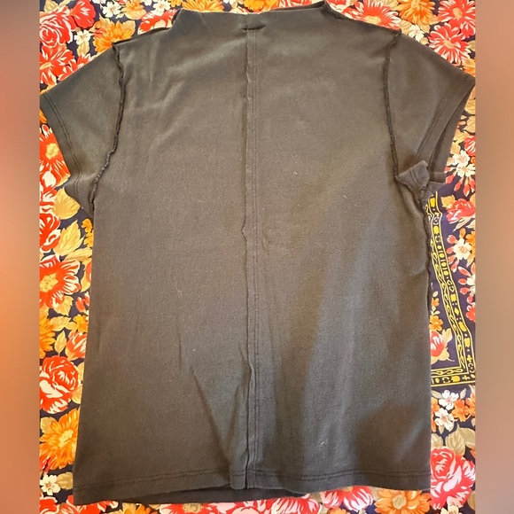 🕊️🖤 Free People “Birds in Flight” Tee - Picture 4 of 6